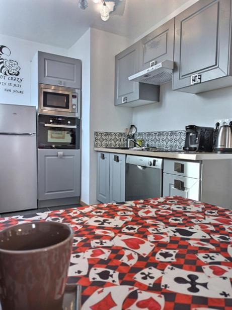 Les Suites Fenelon Le Cateau-Cambresis ภายนอก รูปภาพ