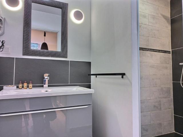 Les Suites Fenelon Le Cateau-Cambresis ภายนอก รูปภาพ